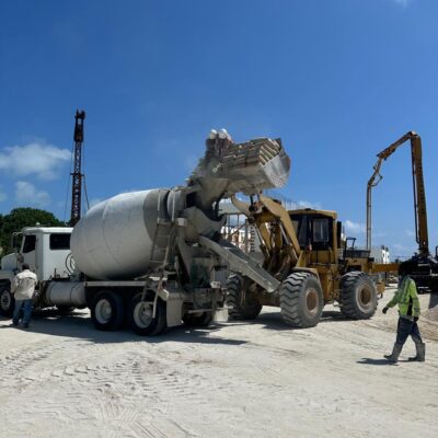 Caye Caulker Pour (1)